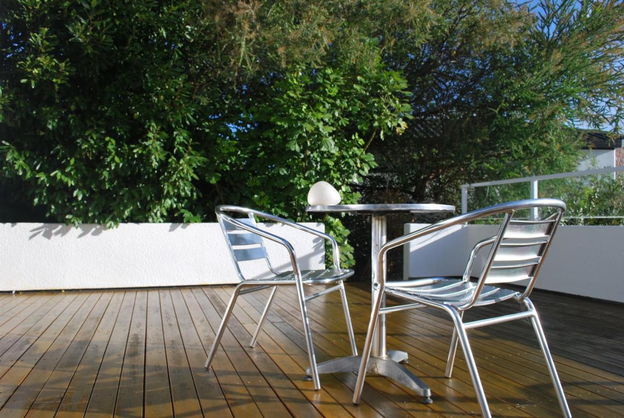 Front Studio, Palms - Tapu Bay Studio